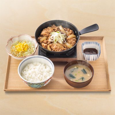 鉄板牛焼肉定食
