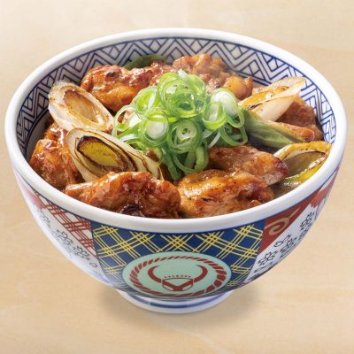 焦がしねぎ焼き鳥丼