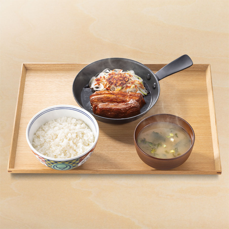 厚切り豚角煮定食